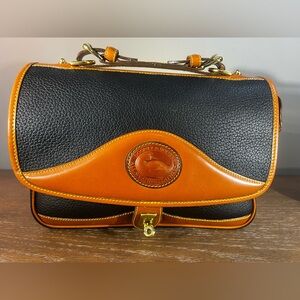Dooney & Bourke Vintage AWL Large Carrier Shoulder Bag